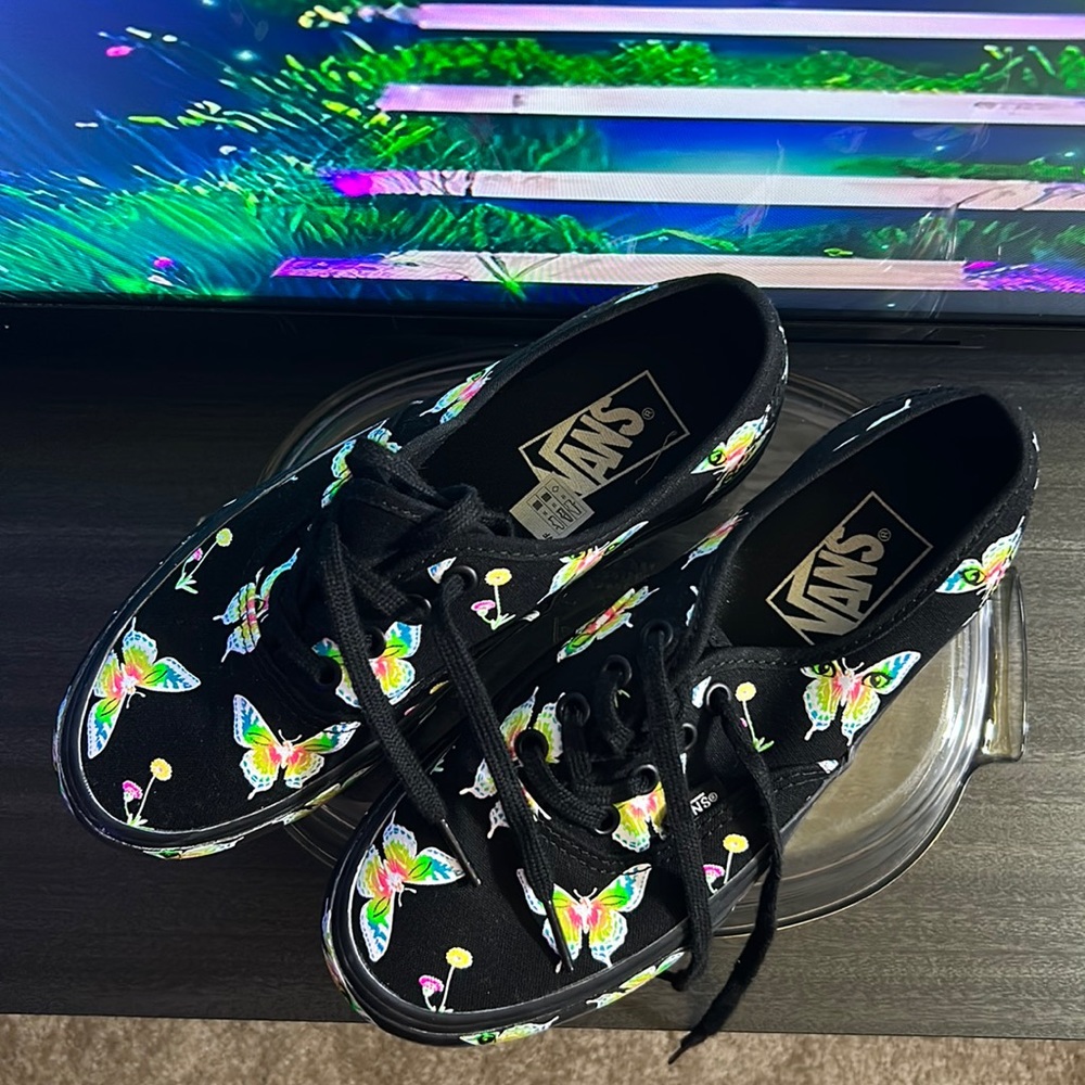 Vans platform sneakers women’s size 7.  Glow in the dark butterflies.